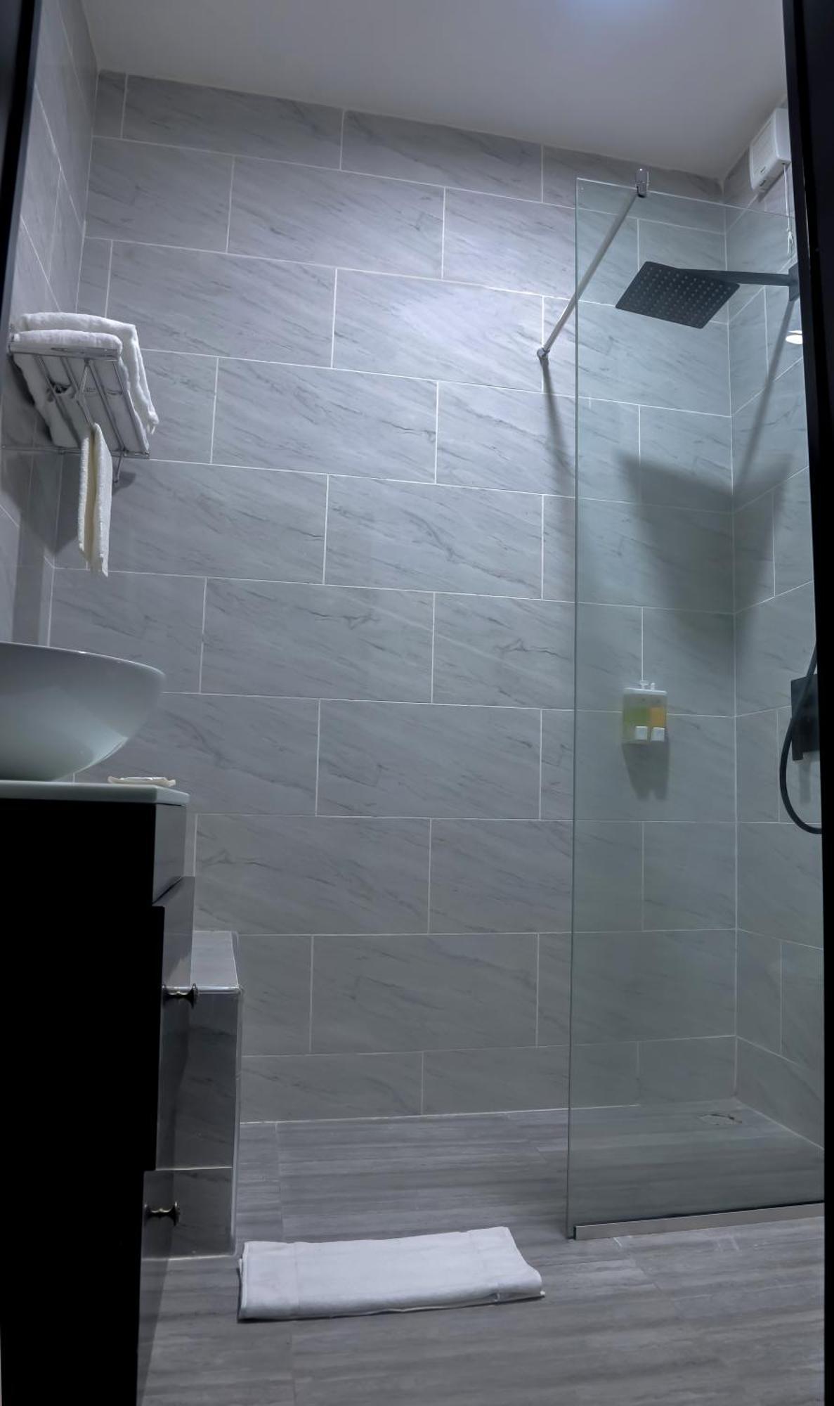Bon Hotel Ikeja Residence Екстер'єр фото
